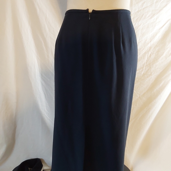 Vintage Kasper A.S.L Blue Skirt Suit with White Trim Collar size 14 - Picture 9 of 13